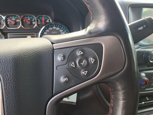 Used 2018 GMC Sierra 1500 SLT w/ All Terrain Package image 27