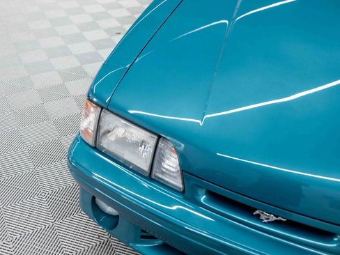 Used 1993 Ford Mustang Cobra RWD image 16