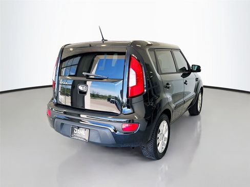 Used 2012 Kia Soul + FWD image 13