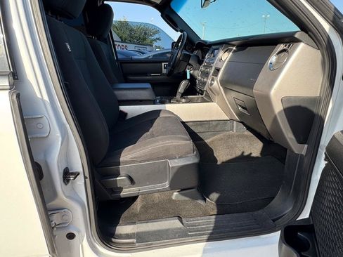 Used 2017 Ford Expedition EL XLT RWD image 14