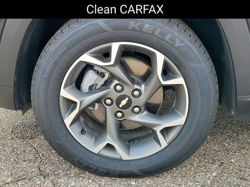 Used 2025 Chevrolet Trax LT w/ Driver Confidence Package FWD image 6