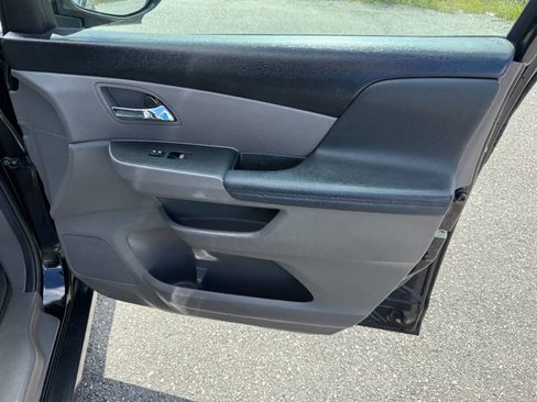 Used 2015 Honda Odyssey EX-L image 46
