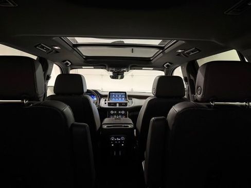 Used 2024 Chevrolet Tahoe High Country image 10