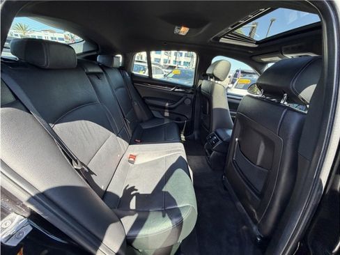 Used 2017 BMW X4 M40i image 26