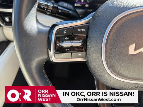 Used 2023 Kia Sorento SX image 24
