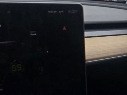 Used 2023 Tesla Model Y 2WD image 14