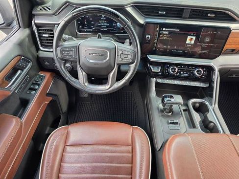 Certified 2025 GMC Sierra 1500 Denali Ultimate AWD/4WD image 15