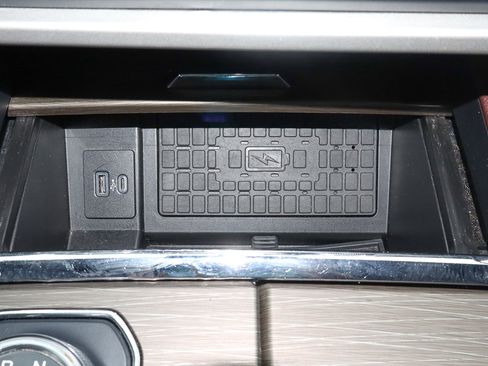 Used 2023 Ford Expedition Max Limited image 25