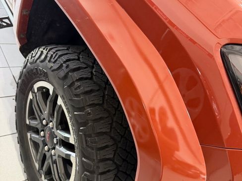 Used 2025 Toyota Tacoma TRD Sport AWD/4WD image 9