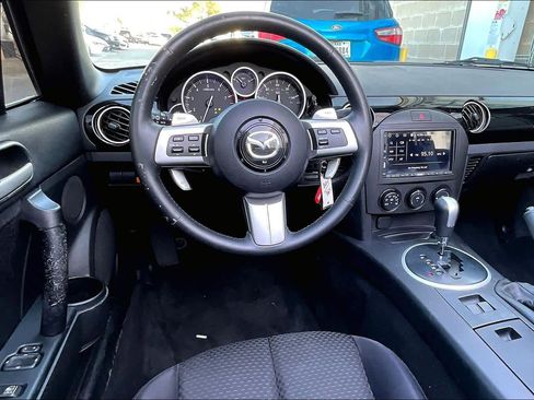 Used 2007 MAZDA MX-5 Miata Touring image 6