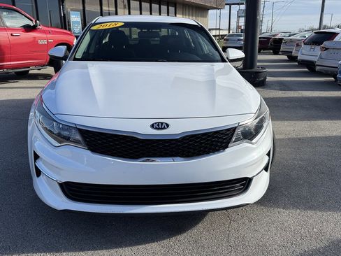 Used 2018 Kia Optima LX w/ Convenience Package image 3