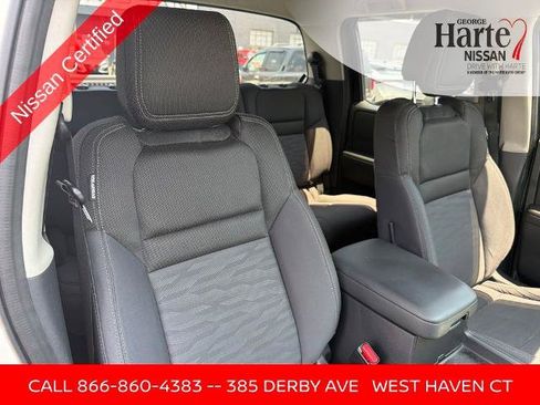 Certified 2024 Nissan Frontier SV w/ Tow Package AWD/4WD image 30