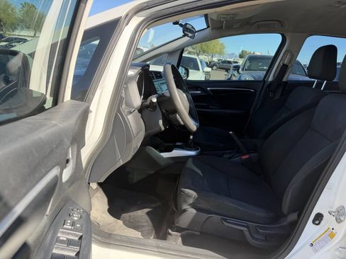 Used 2019 Honda Fit LX image 19