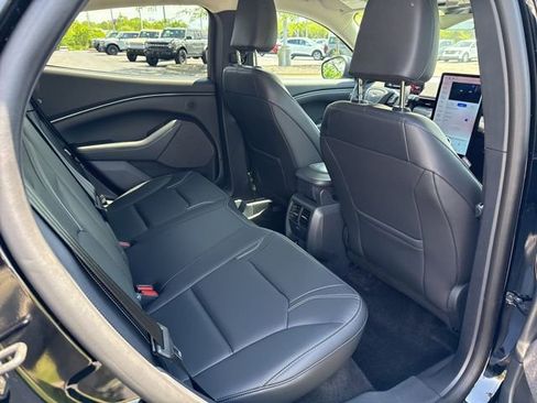 Used 2025 Ford Mustang Mach-E Premium AWD/4WD image 33