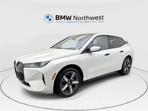 Used 2026 BMW iX xDrive45 image 1