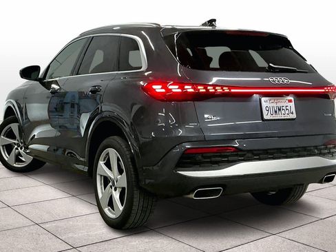 Used 2025 Audi Q5 Premium Plus w/ Premium Plus image 14