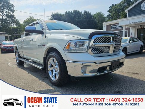 Used 2016 RAM 1500 Laramie w/ Convenience Group AWD/4WD image 7
