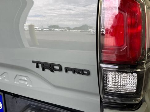 Used 2021 Toyota Tacoma TRD Pro AWD/4WD image 33