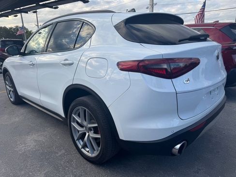 Used 2018 Alfa Romeo Stelvio Ti Sport AWD/4WD image 2