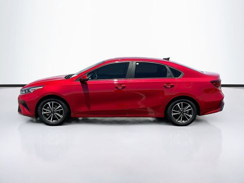 Used 2024 Kia Forte LXS w/ LXS Technology Package FWD image 8