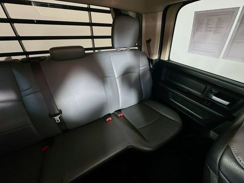 Used 2019 RAM 3500 Tradesman w/ Chrome Appearance Group AWD/4WD image 14