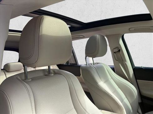 Used 2022 Mercedes-Benz GLE 350 image 23