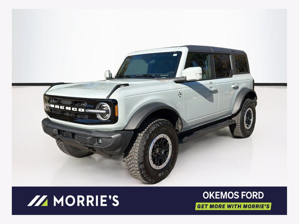 Used 2023 Ford Bronco Outer Banks w/ Sasquatch Package AWD/4WD image 1