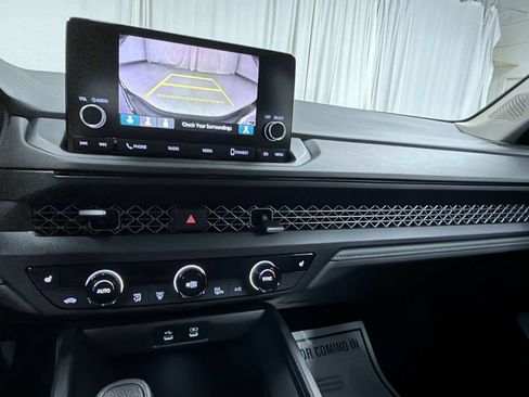 Used 2023 Honda Accord EX image 23