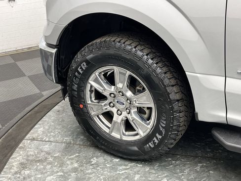 Used 2017 Ford F150 XLT w/ Equipment Group 302A Luxury AWD/4WD image 30
