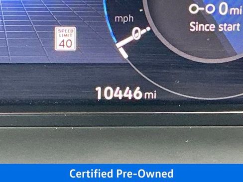 Certified 2025 Volkswagen Atlas Cross Sport SEL R-Line AWD/4WD image 34