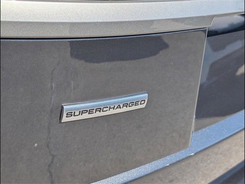 Used 2018 Land Rover Range Rover Supercharged image 18