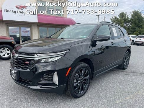 Used 2022 Chevrolet Equinox RS w/ LPO, Floor Liner Package AWD/4WD image 3