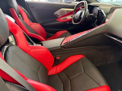 Used 2020 Chevrolet Corvette Stingray Preferred Cpe w/ 2LT Preferred Equipment Group RWD image 17