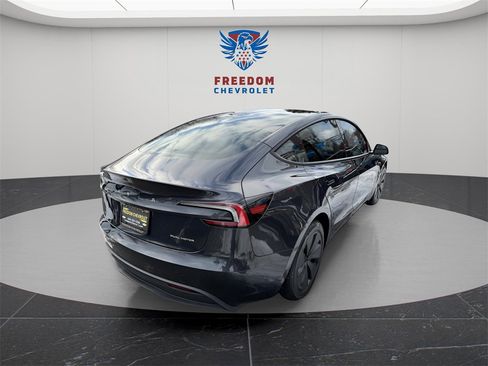 Used 2025 Tesla Model 3 Long Range image 6