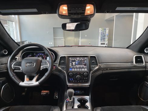 Used 2018 Jeep Grand Cherokee Trackhawk AWD/4WD image 35