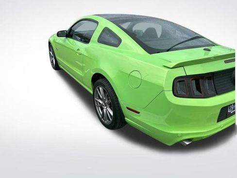 Used 2013 Ford Mustang GT Premium w/ Electronics Pkg RWD image 10
