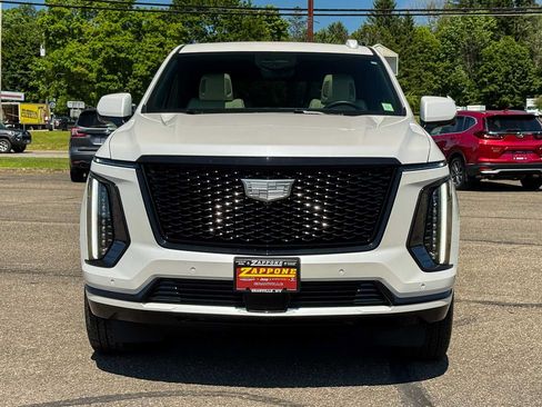 Used 2025 Cadillac Escalade Sport w/ LPO, ONYX Package AWD/4WD image 8