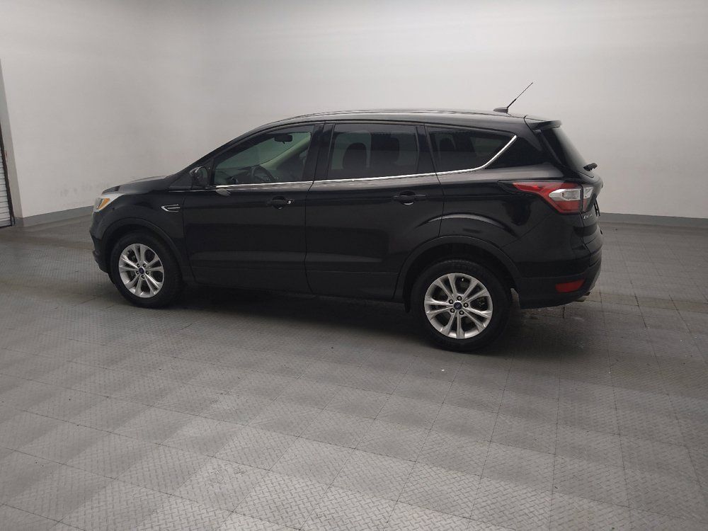 Used 2017 Ford Escape SE FWD image 3