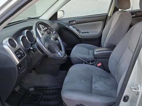 Used 2004 Toyota Matrix XR image 11