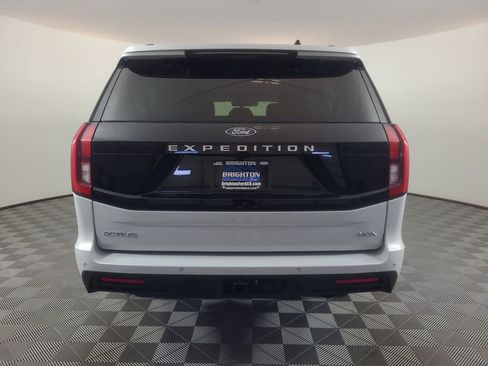 Used 2025 Ford Expedition Max Active image 4