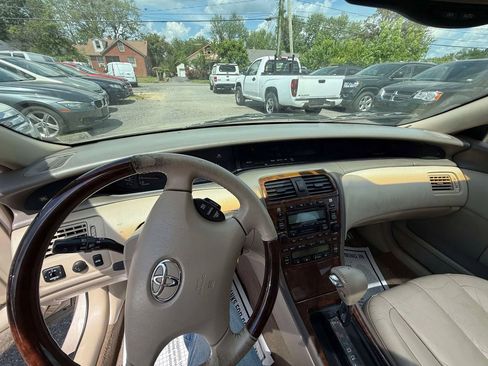 Used 2003 Toyota Avalon XLS image 11