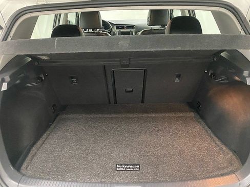 Used 2017 Volkswagen Golf Wolfsburg Edition image 12