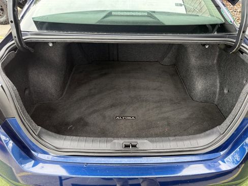 Used 2021 Nissan Altima 2.5 S FWD image 24