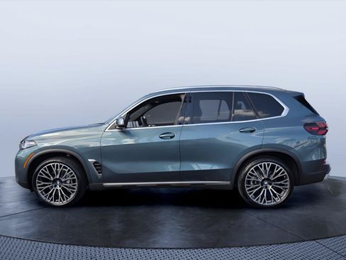 Used 2026 BMW X5 sDrive40i w/ Premium Package RWD image 3