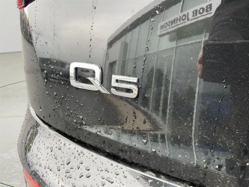Used 2025 Audi Q5 2.0T Premium image 13