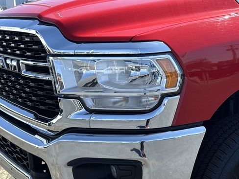 Used 2024 RAM 2500 Big Horn w/ Bed Utility Group AWD/4WD image 5