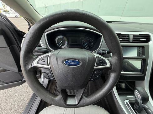 Used 2015 Ford Fusion S image 29