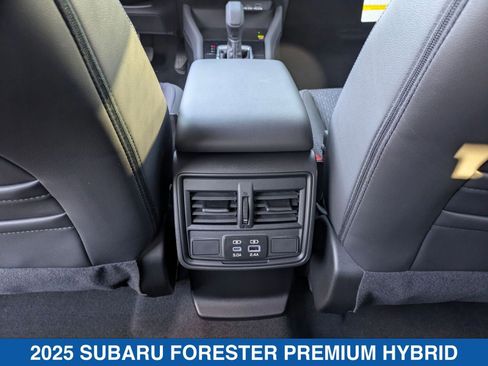 Certified 2025 Subaru Forester Premium image 32