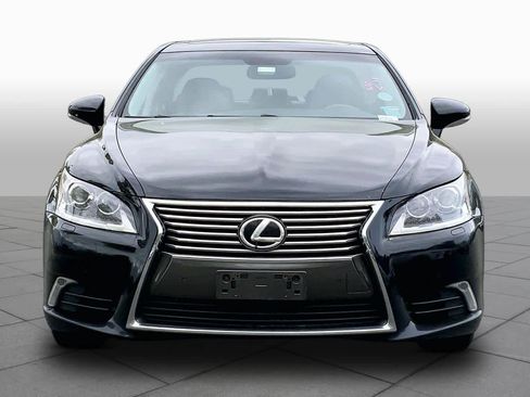 Used 2016 Lexus LS 460 AWD w/ Comfort Package image 4