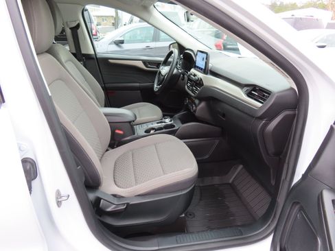 Used 2022 Ford Escape SE w/ Convenience Package image 21